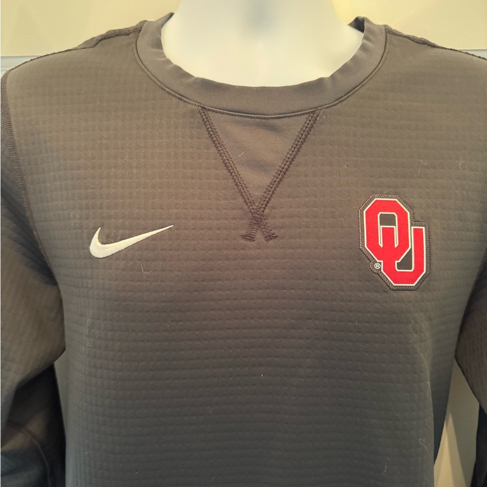 Nike Men’s Thermafit with Oklahoma Sooners Logo
